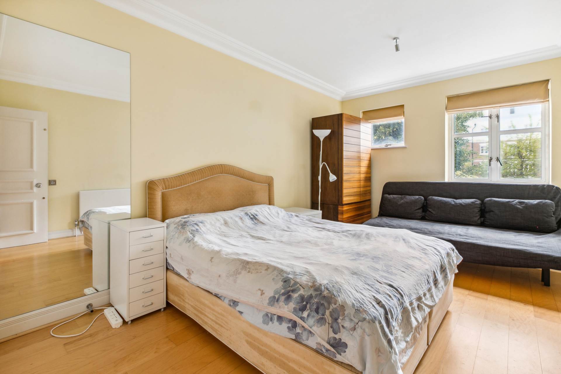 Redwood Mansions, Chantry Square, W8, Image 5