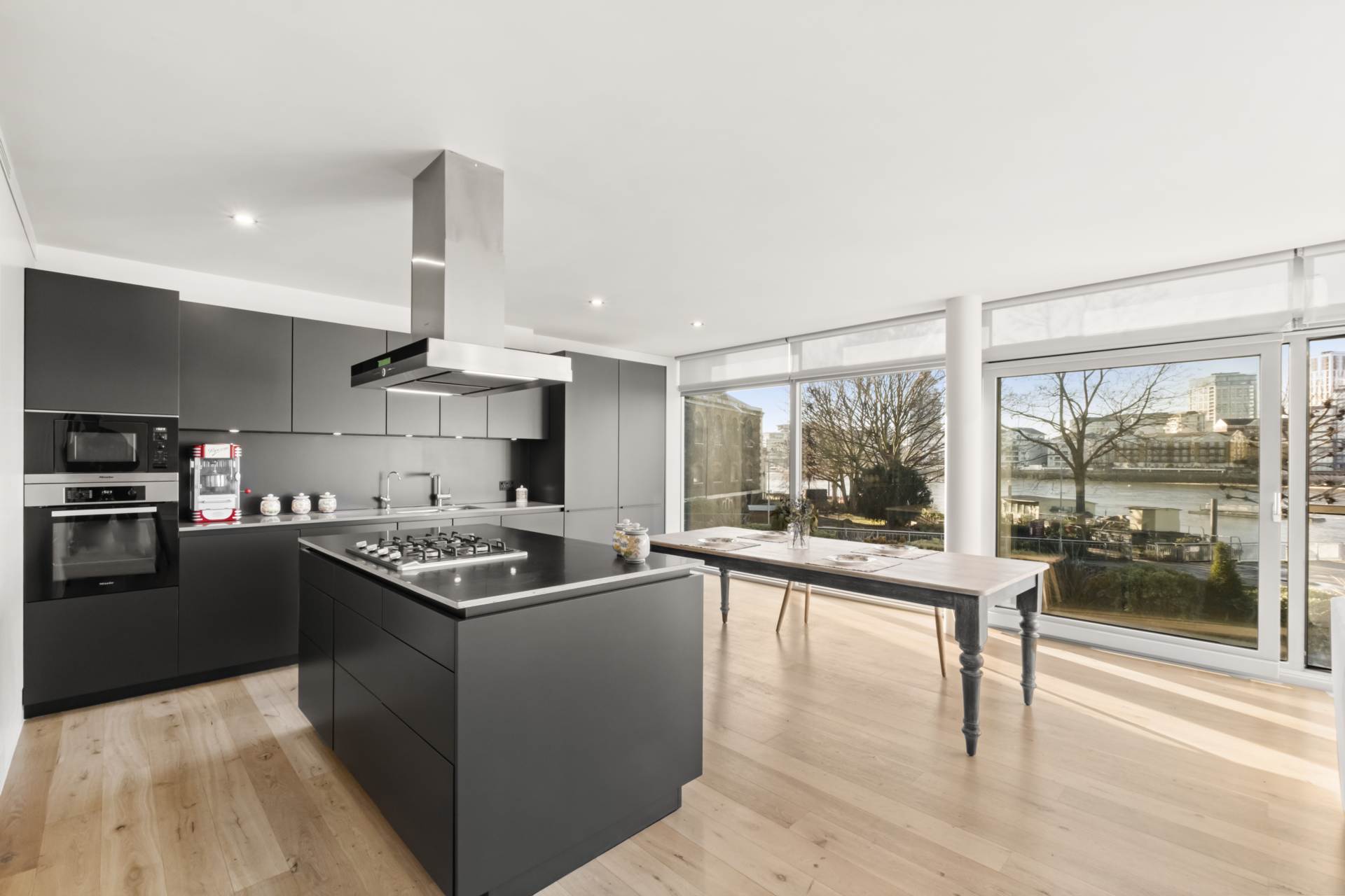 Montevetro, Battersea Church Road, London, SW11, Image 7