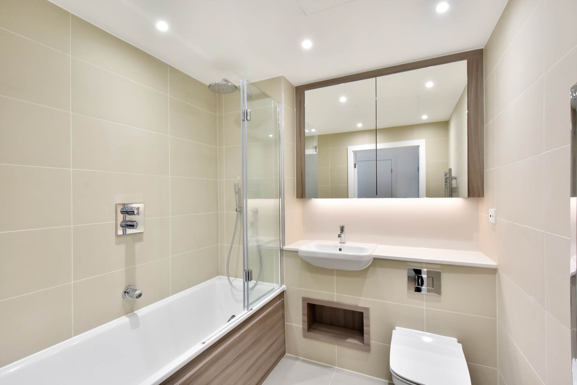 Lombard Wharf, Battersea, SW11, Image 7
