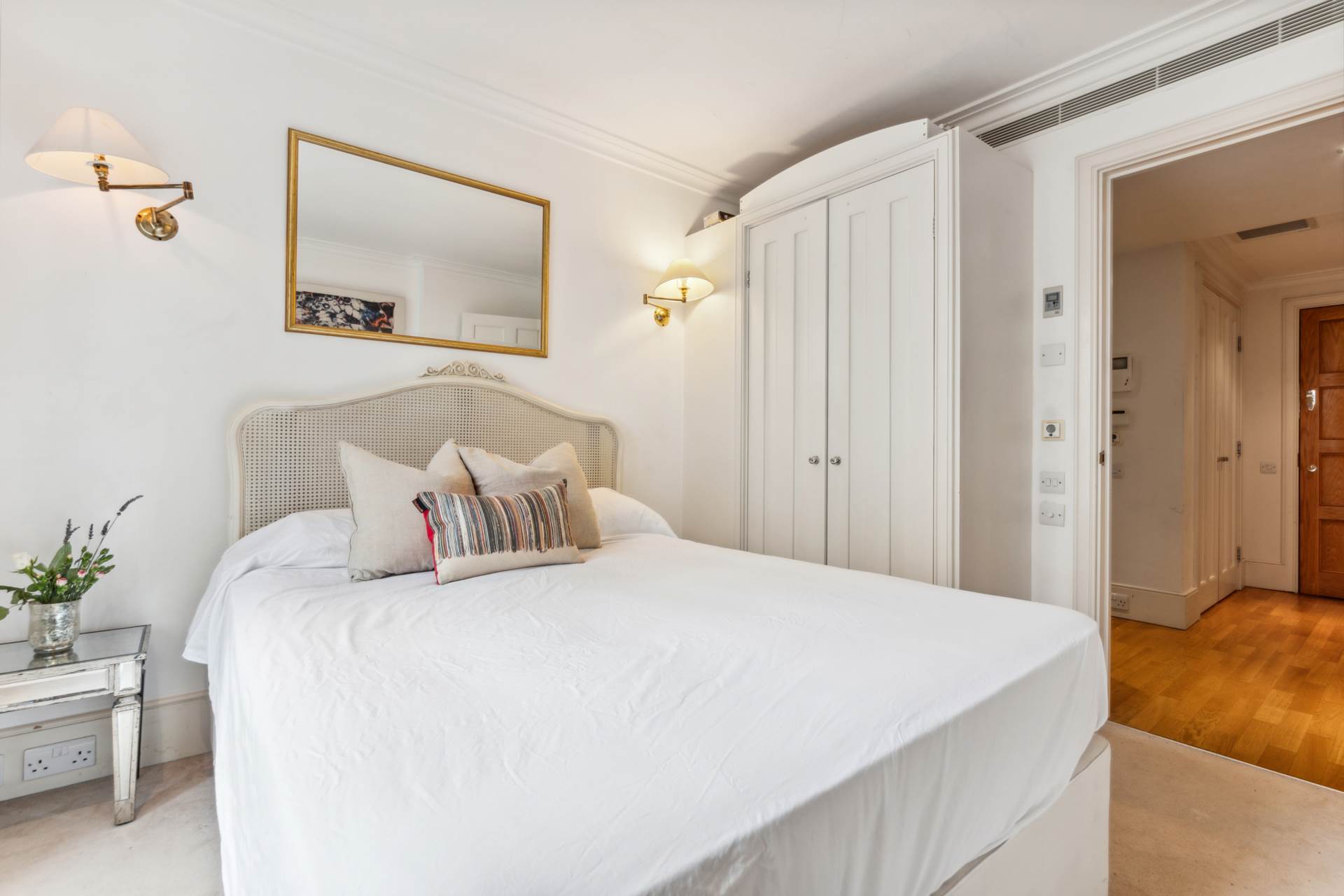 Benham House, Coleridge Gardens, Chelsea, SW10, Image 8