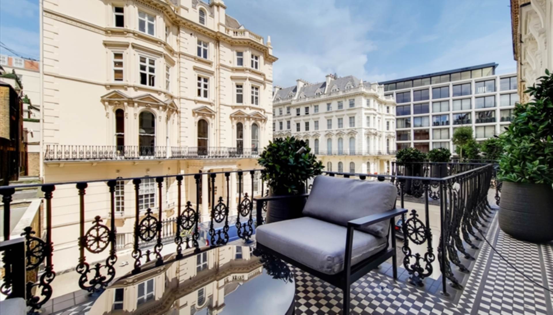 Prince Of Wales Terrace, Kensington, w8, Image 10
