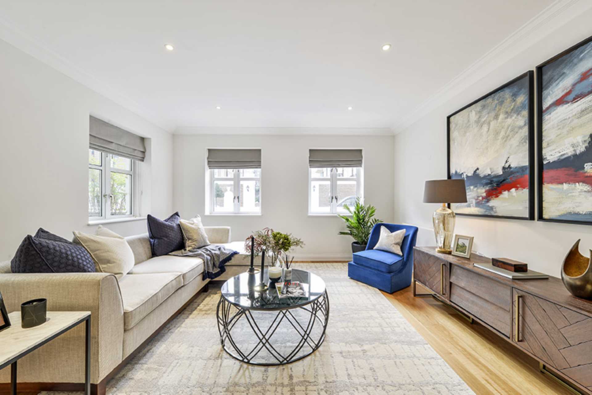 Walnut Court, Kensington Green, W8, Image 1