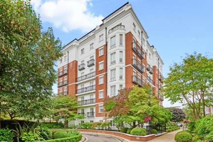 Walnut Court, Kensington Green, W8, Image 11