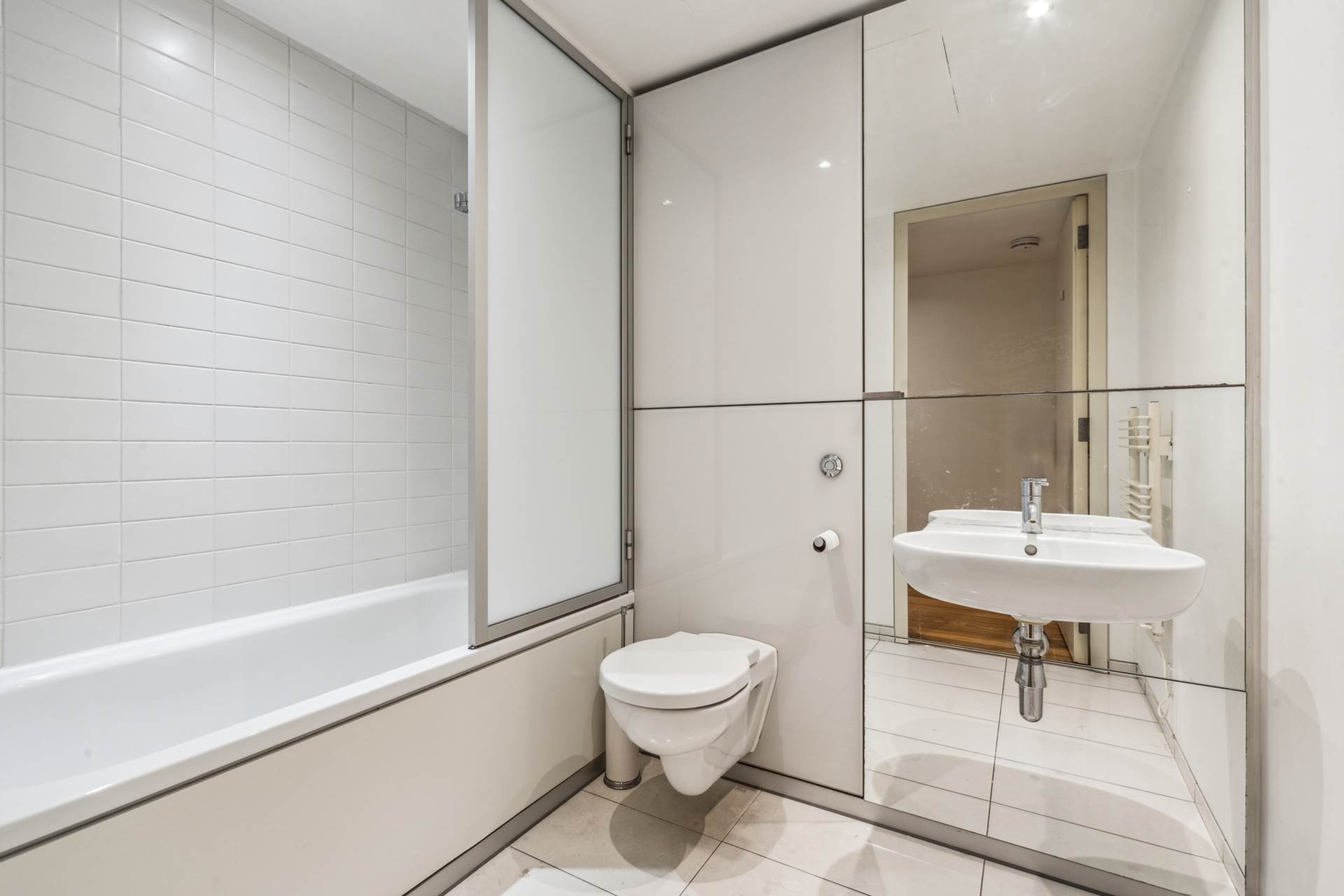Albion Riverside, Hester Road, SW11, Image 14