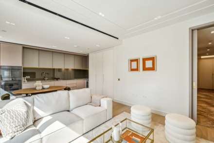 Holland Park Gate, W8, Image 10