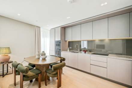 Holland Park Gate, W8, Image 11