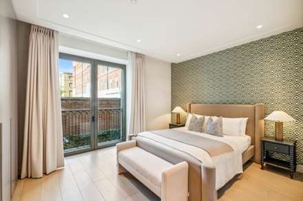 Holland Park Gate, W8, Image 3