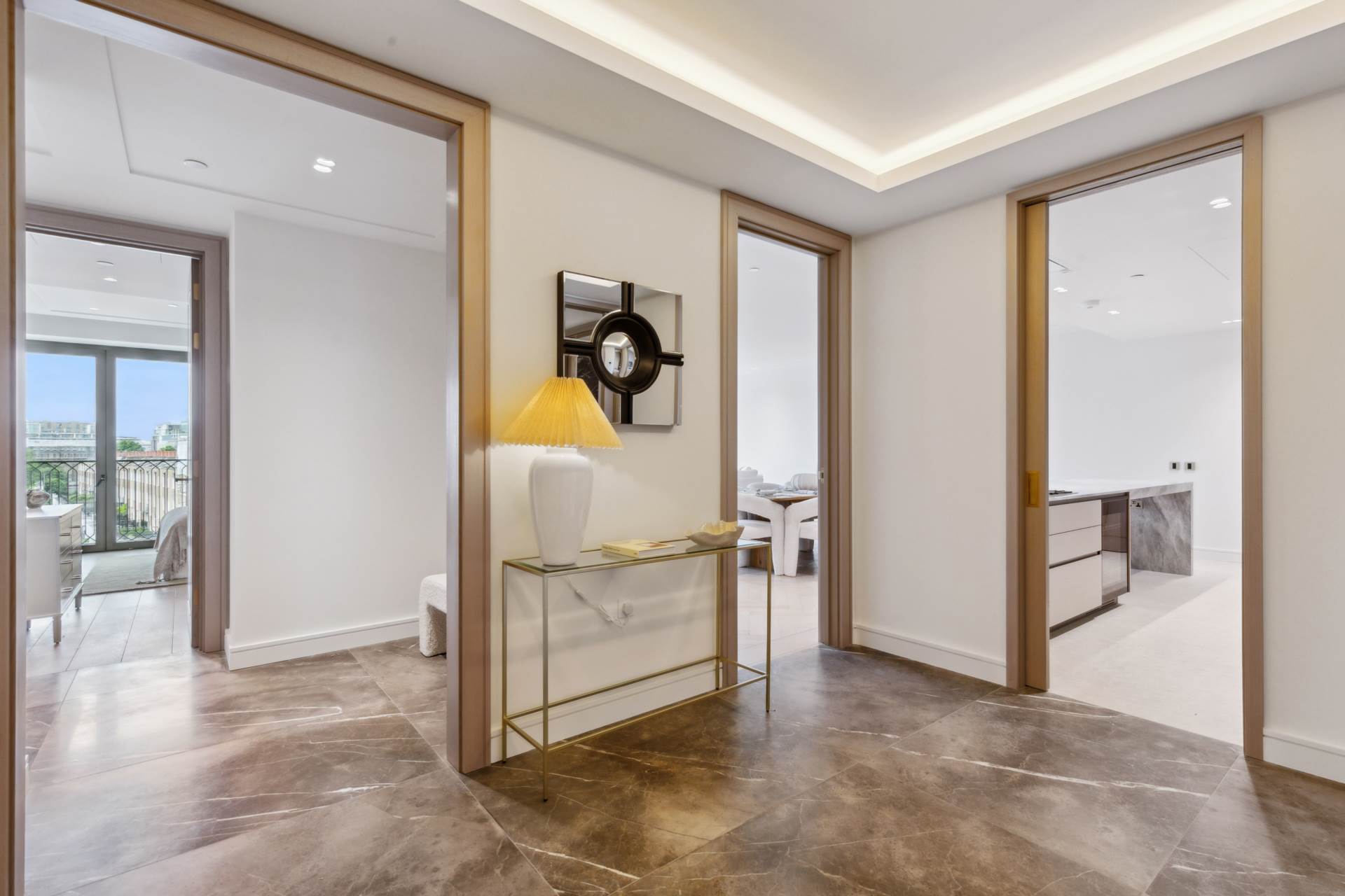 Holland Park Gate, W8, Image 14