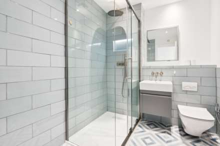 Oak Lodge, Kensington Green, W8, Image 14