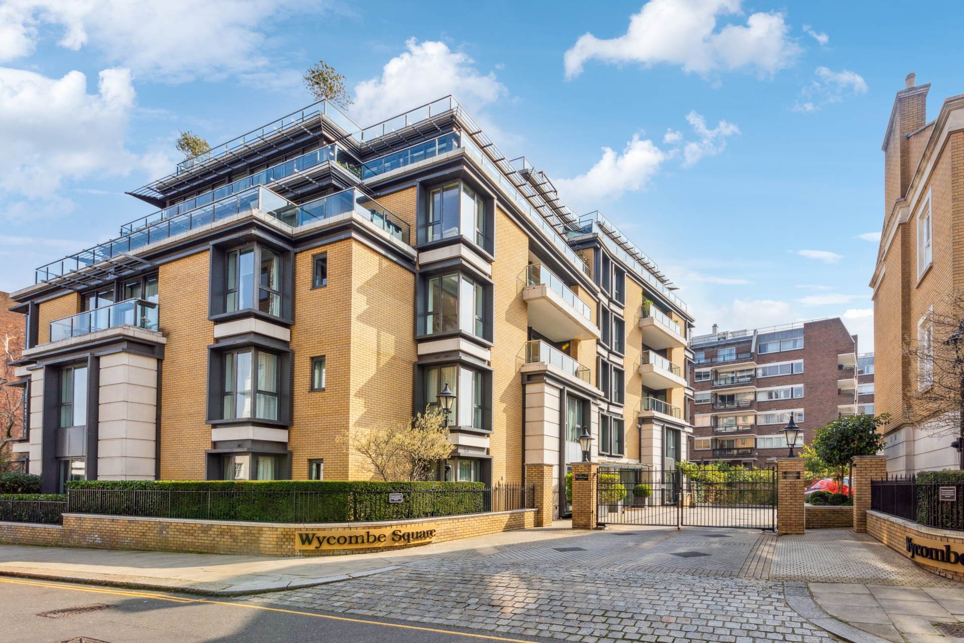 Wycombe Square, London, Image 15