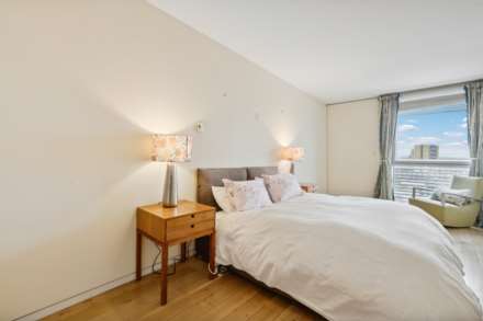 Albion Riverside, Battersea, SW11, Image 4