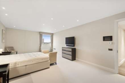 Albion Riverside, Battersea, SW11, Image 10