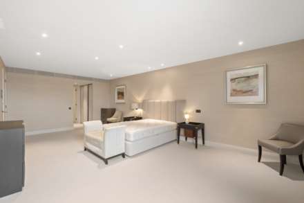 Albion Riverside, Battersea, SW11, Image 11