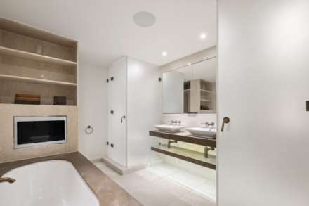 Albion Riverside, Battersea, SW11, Image 4