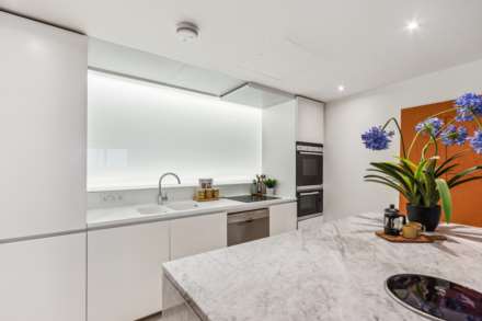 Albion Riverside, Battersea, SW11, Image 9