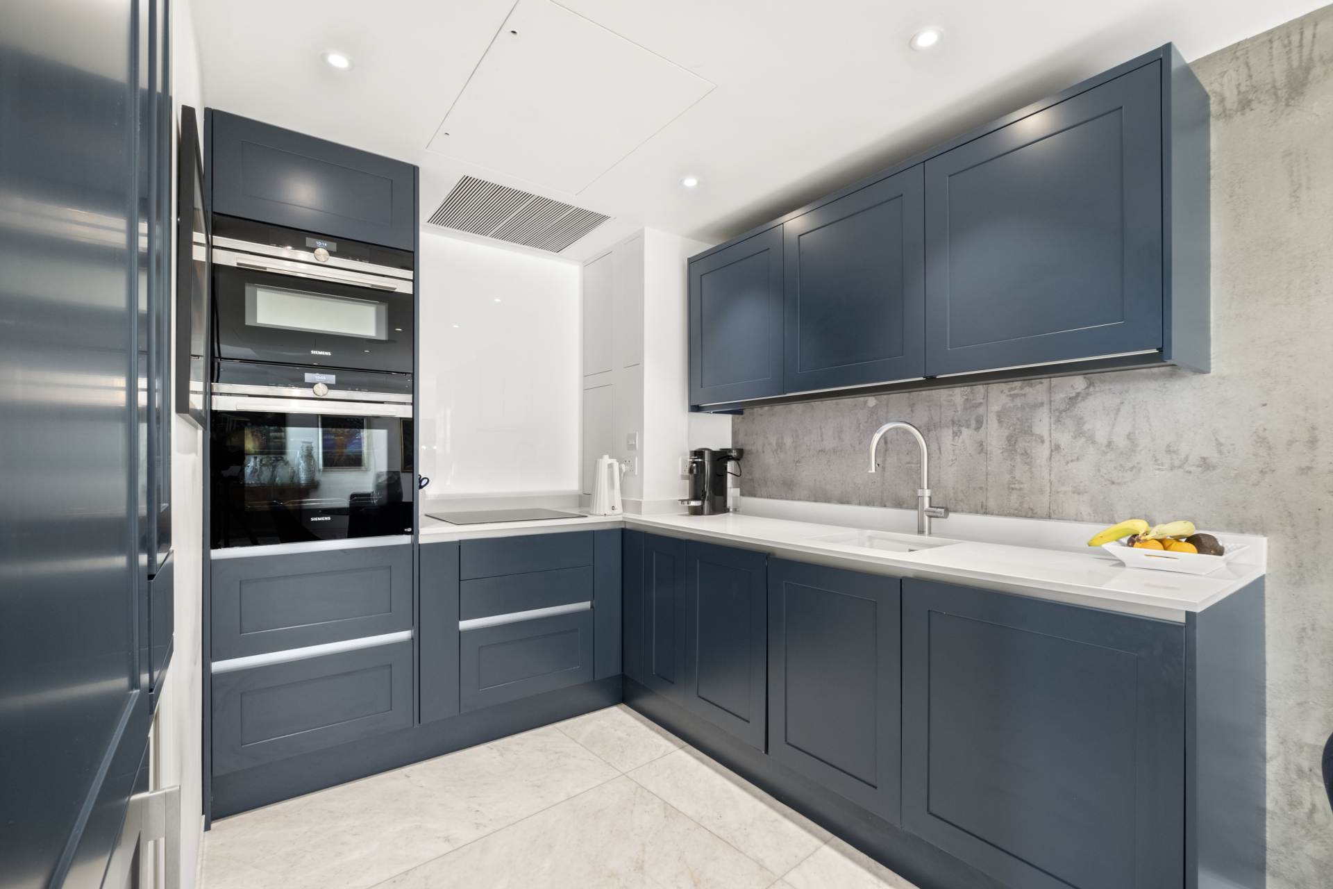 Albion Riverside, SW11, Image 4