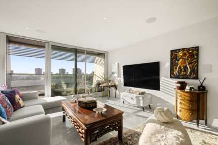 Albion Riverside, SW11, Image 10