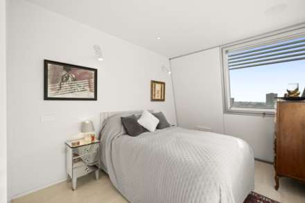 Albion Riverside, SW11, Image 8