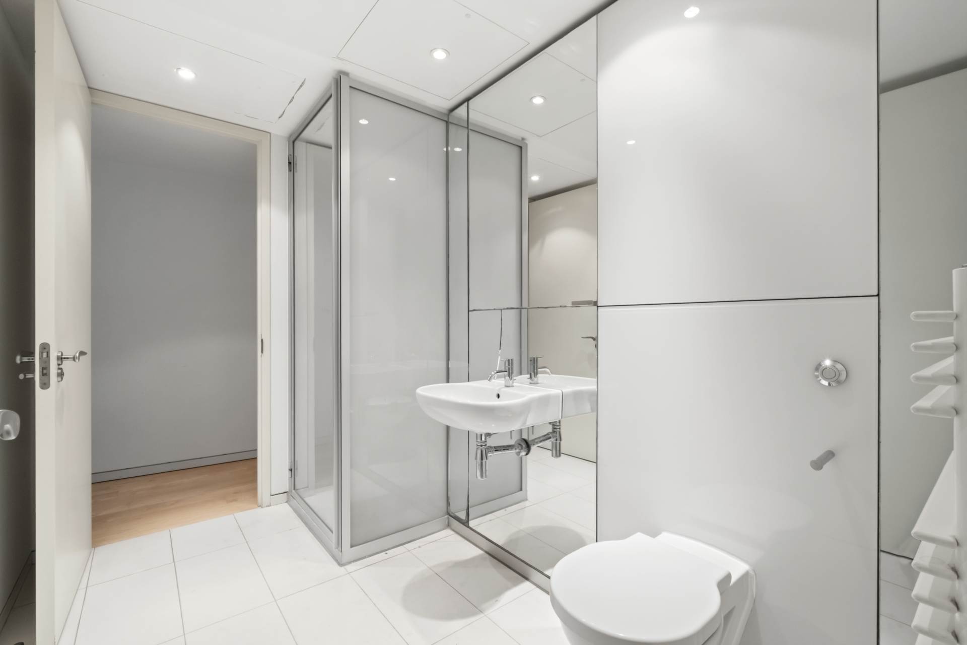 Apartment D51, Albion Riverside, Image 12