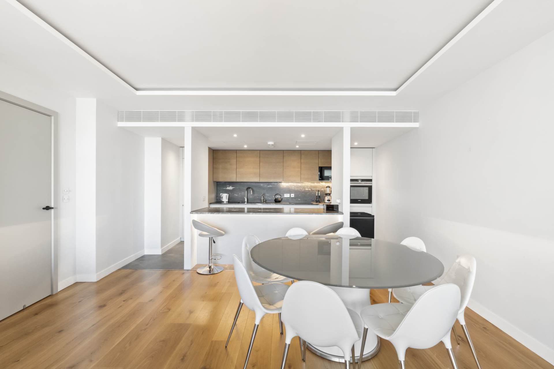 Hester Road, London, Image 11