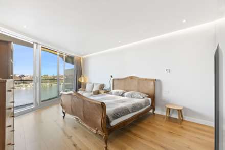 Hester Road, London, Image 5