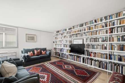 Albion Riverside, SW11, Image 6