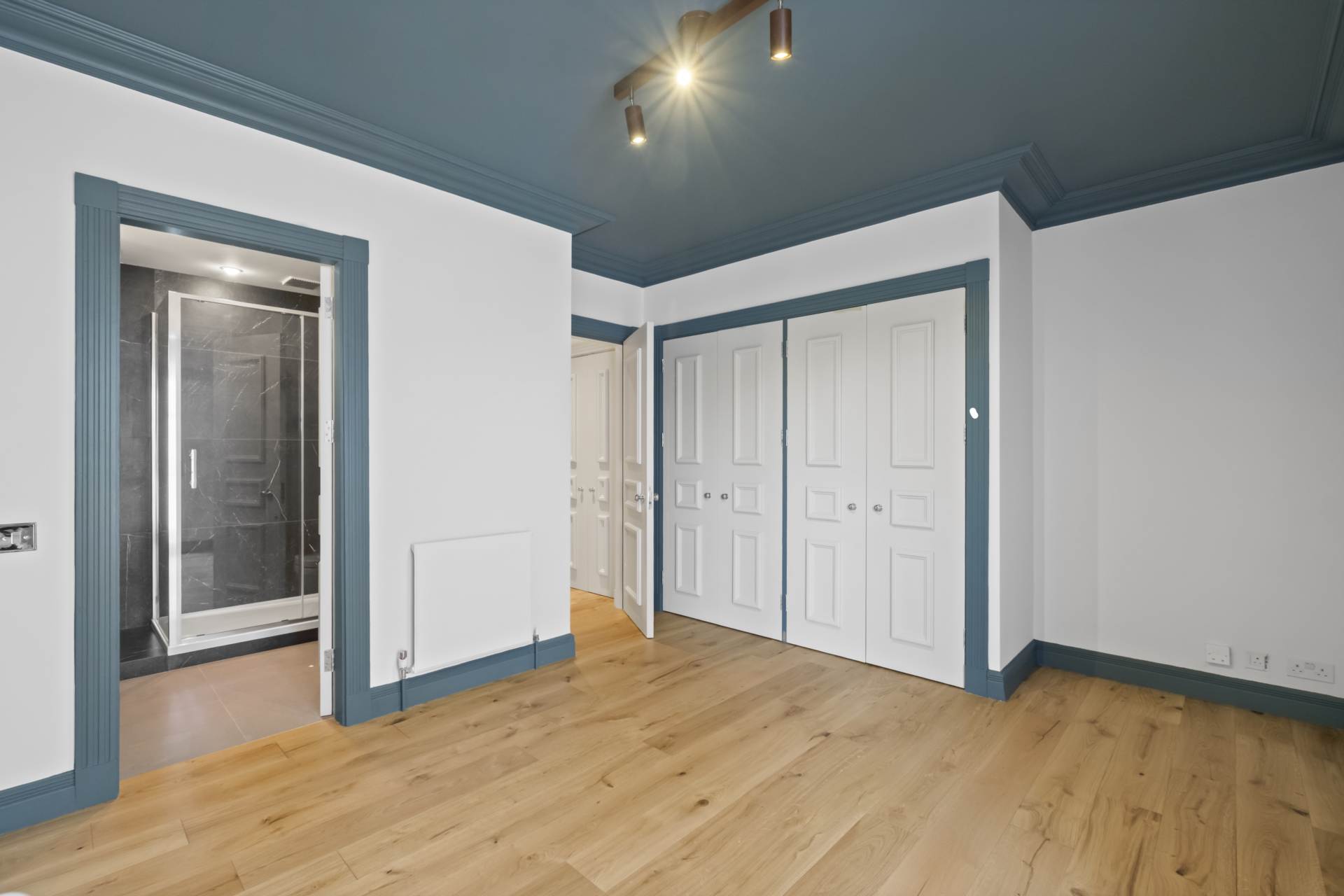 Oak Lodge, Kensington Green, W8, Image 6