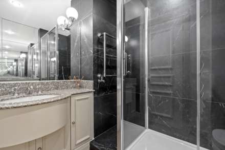 Oak Lodge, Kensington Green, W8, Image 13