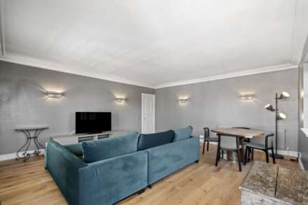 Oak Lodge, Kensington Green, W8, Image 9