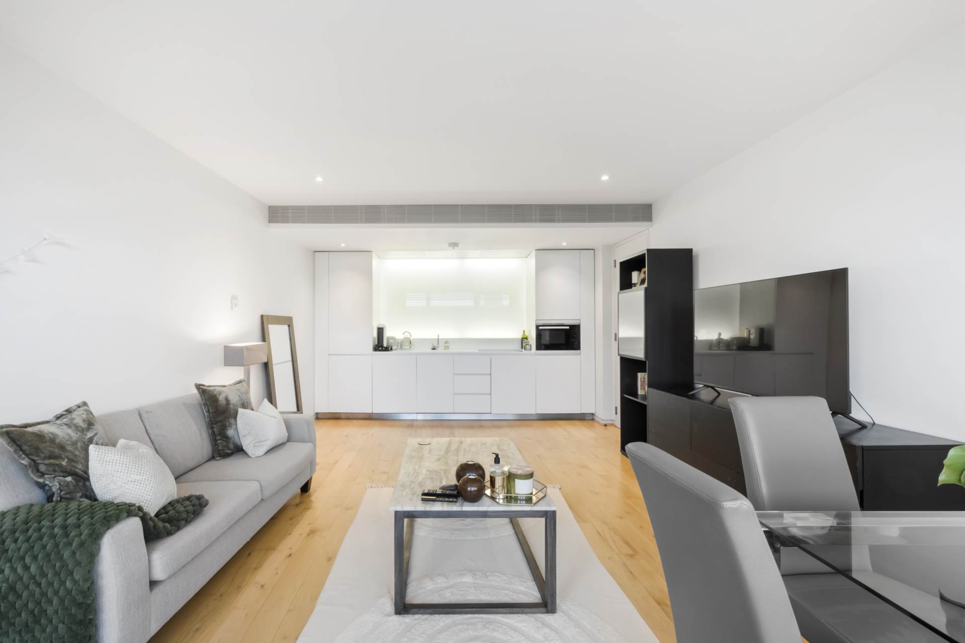 Albion Riverside, Battersea, Image 4