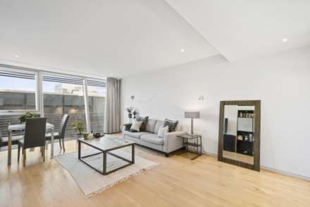 Albion Riverside, Battersea, Image 2