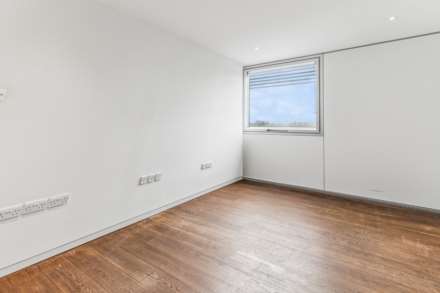 Albion Riverside, SW11, Image 10