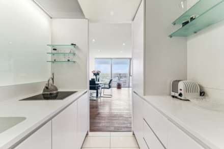 Albion Riverside, SW11, Image 2
