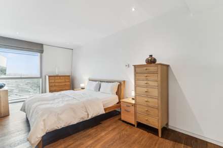 Albion Riverside, SW11, Image 6