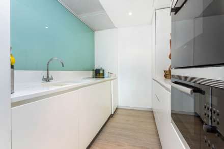 Albion Riverside, 8 Hester Road, Image 6