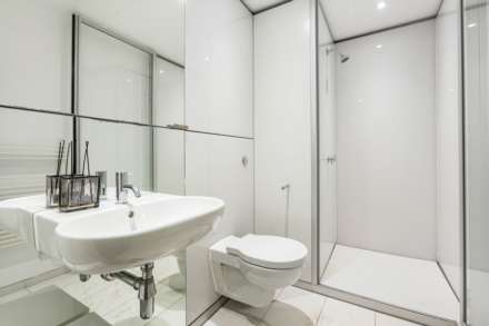 Albion Riverside, 8 Hester Road, Image 7