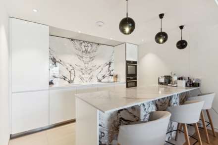 Albion Riverside, Hester Road, SW11, Image 3