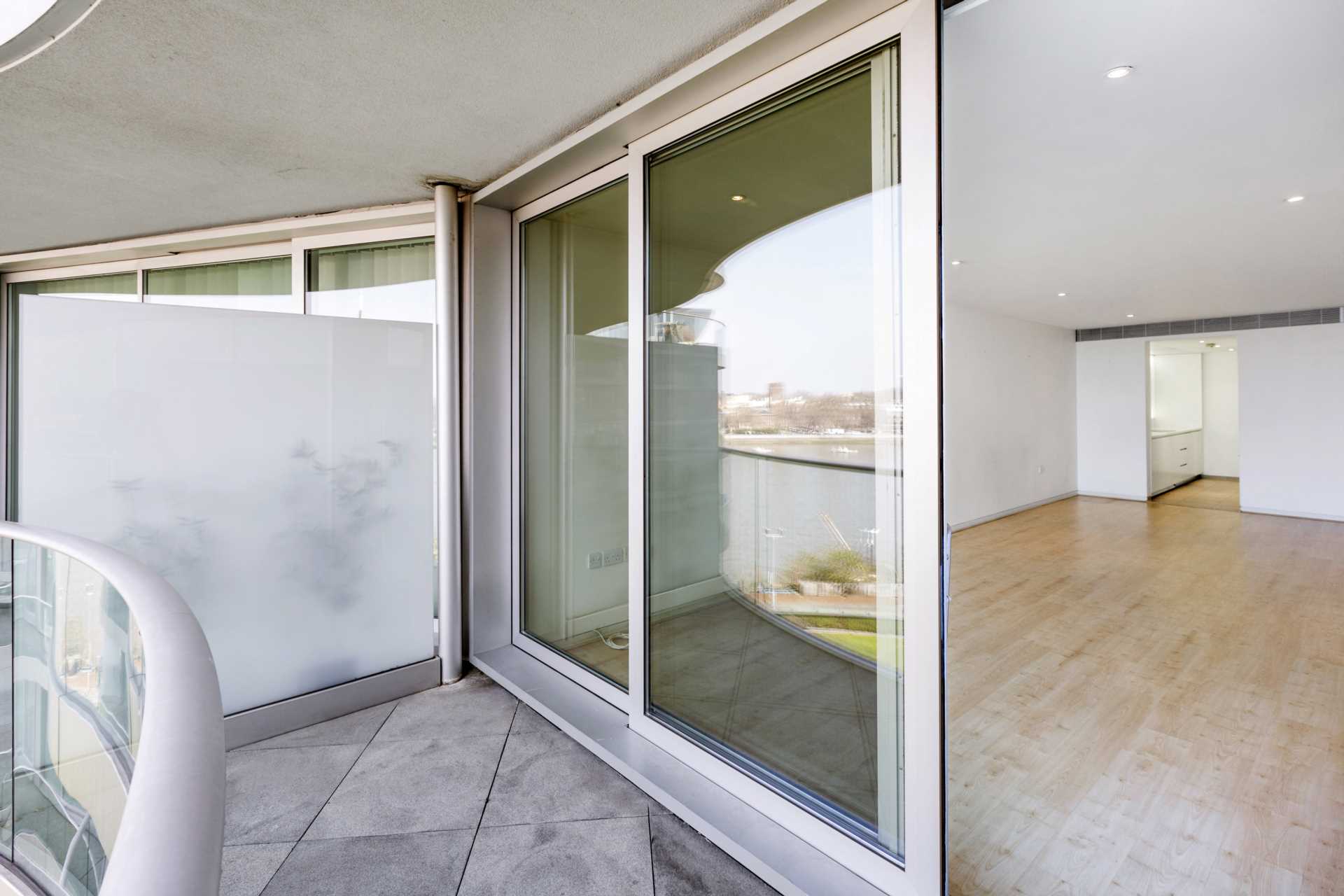 Albion Riverside, Battersea, SW11, Image 10