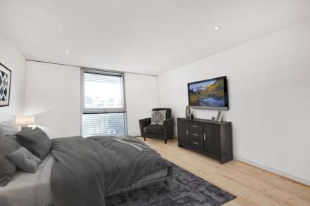 Albion Riverside, Battersea, SW11, Image 3