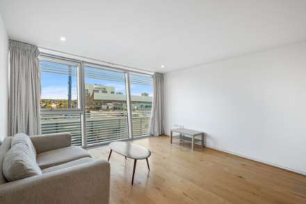 Albion Riverside, Battersea, Image 2