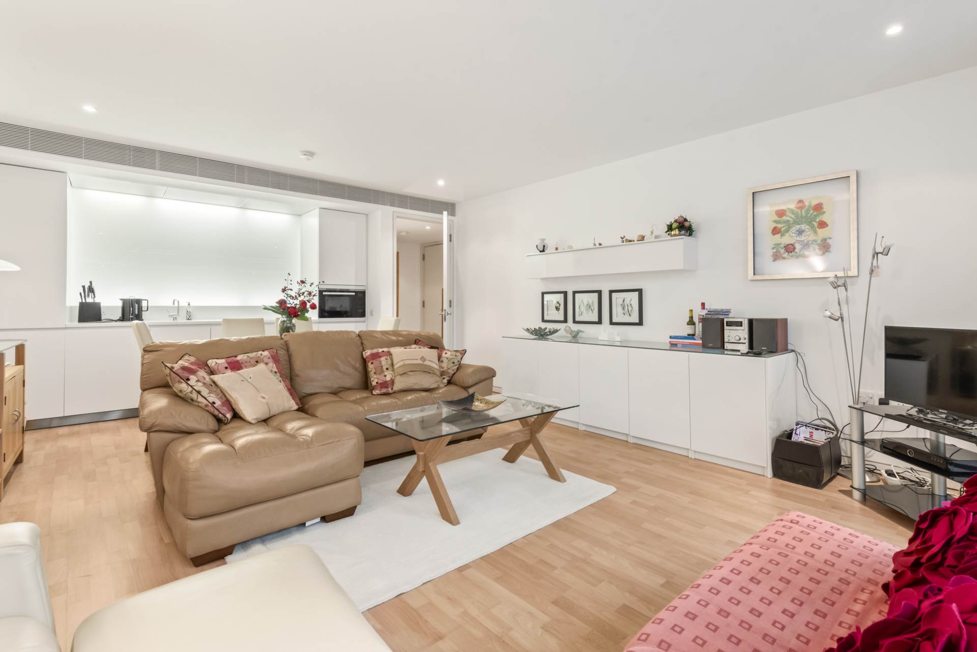 Albion Riverside, 8 Hester Road, Image 5