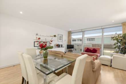 Albion Riverside, 8 Hester Road, Image 10