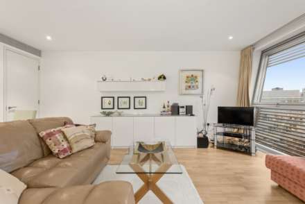 Albion Riverside, 8 Hester Road, Image 13