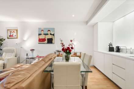 Albion Riverside, 8 Hester Road, Image 2