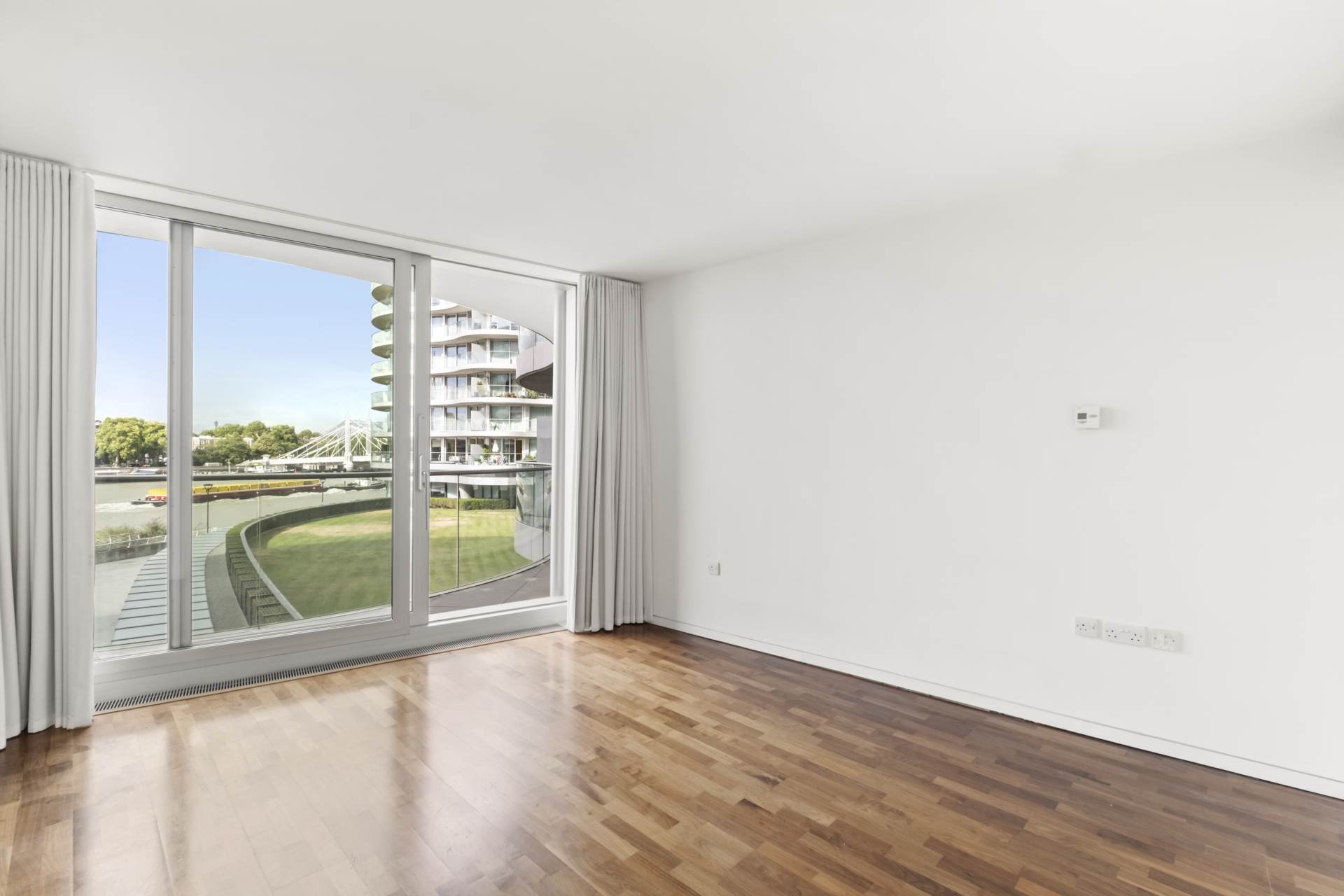Albion Riverside, SW11, Image 8