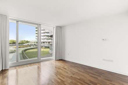 Albion Riverside, SW11, Image 8