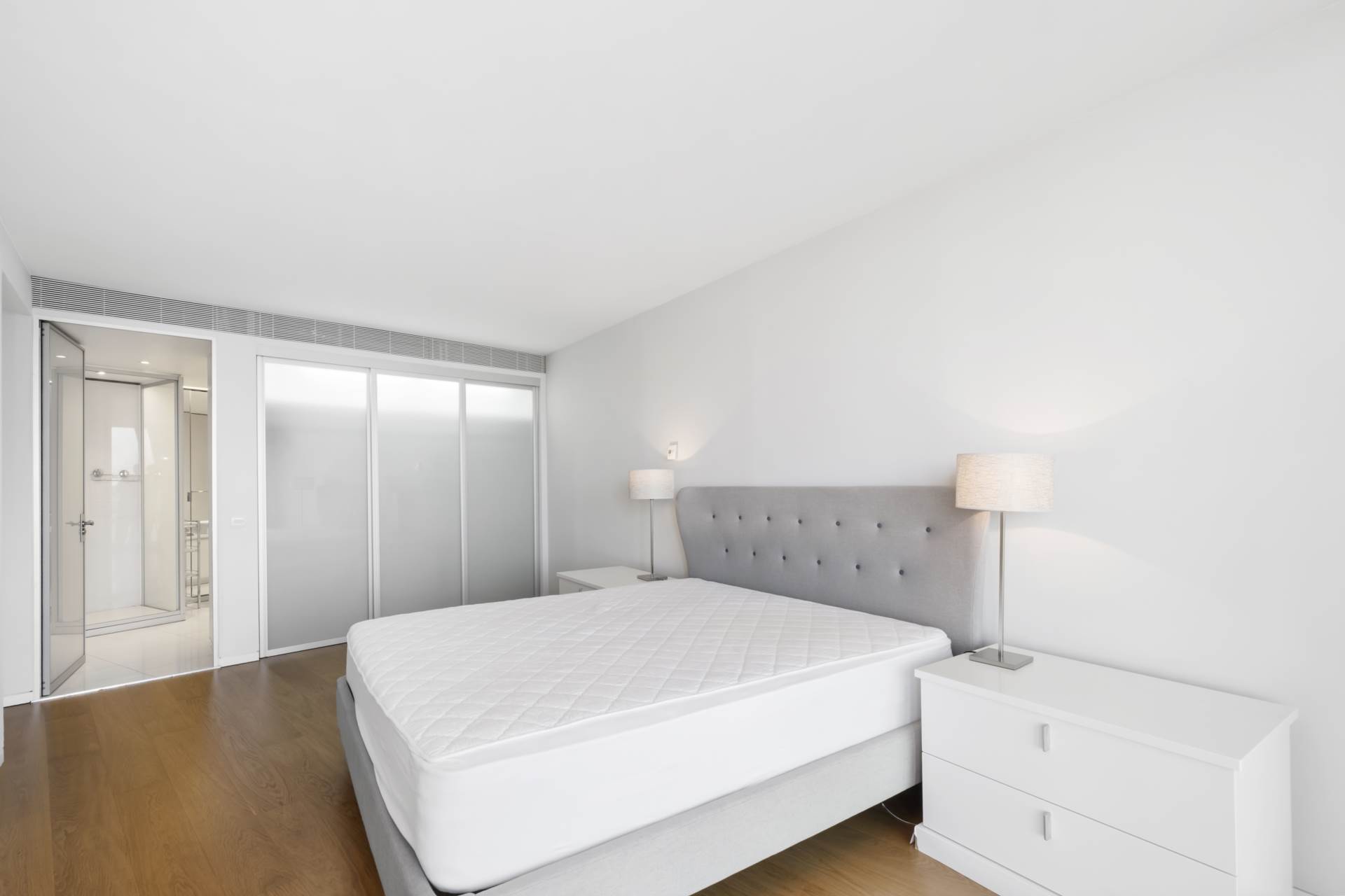 Albion Riverside, Battersea, SW11, Image 11