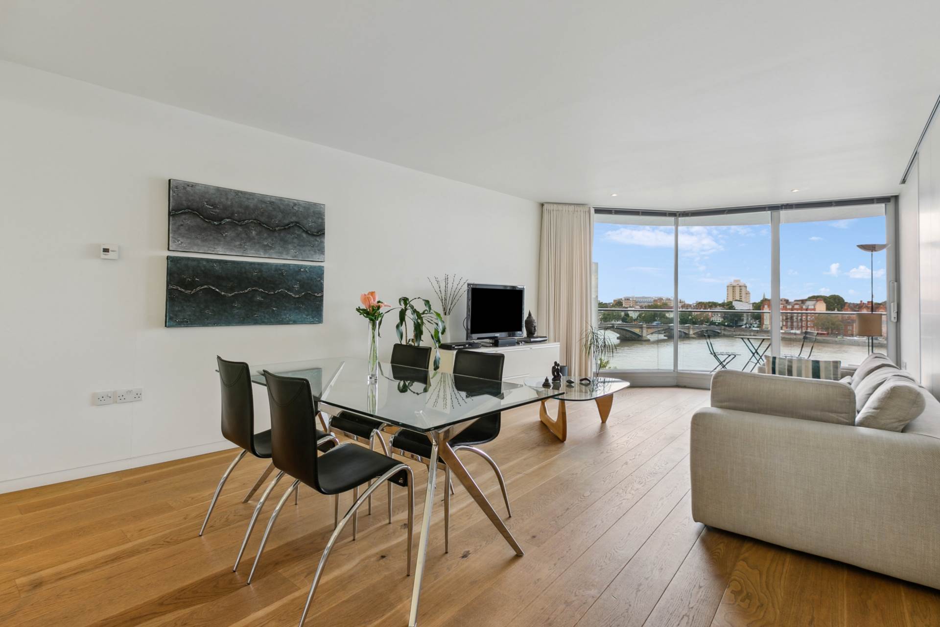 Albion Riverside, Battersea, SW11, Image 2