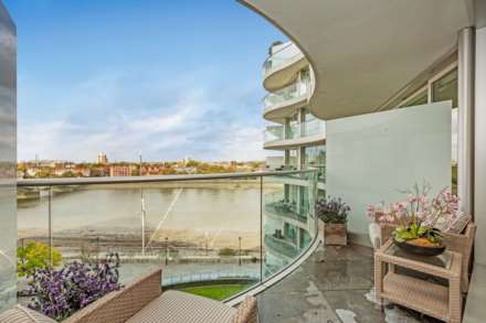 Albion Riverside, 8 Hester Road, SW11, Image 3