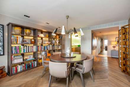 Albion Riverside, 8 Hester Road, SW11, Image 6